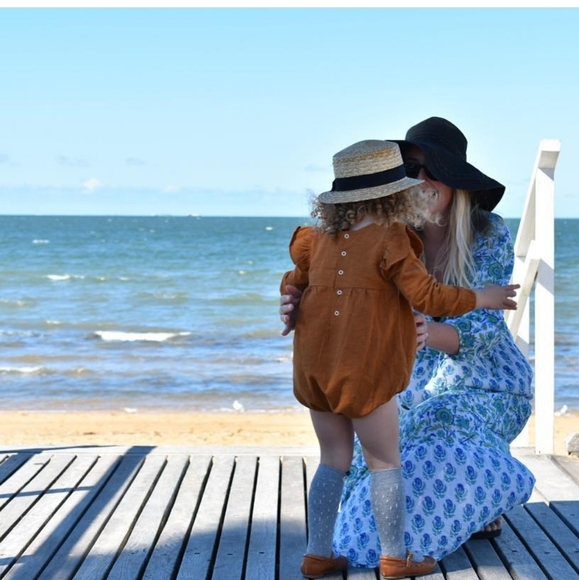 Meet your Posher, Holly - Picture 3 of 3